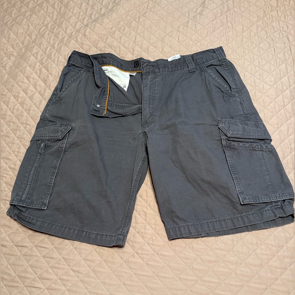 Carhartt 14806 Relaxed Fit Work Gray Shorts Men's Size 40 Cargo Utility